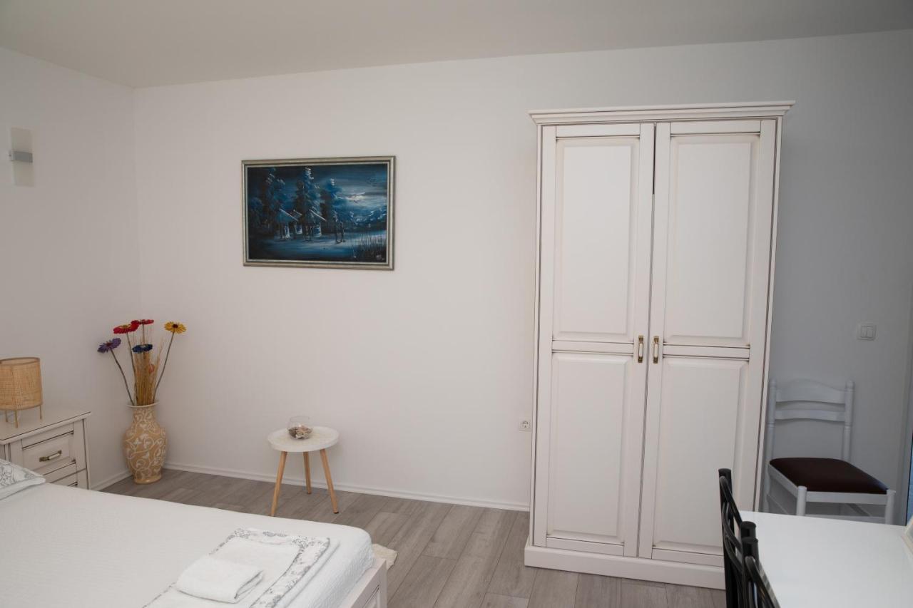 Apartment Kravica ยูบุสกี ภายนอก รูปภาพ