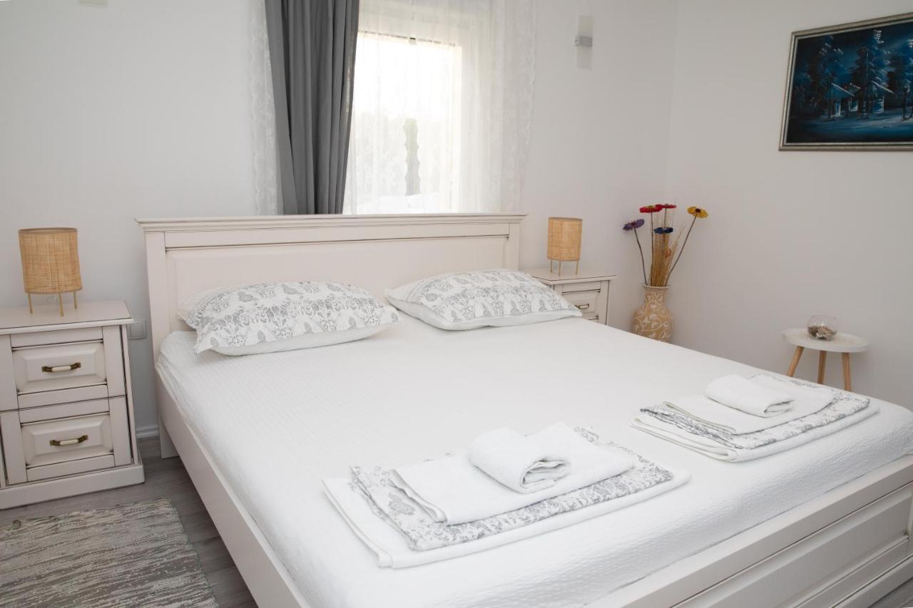 Apartment Kravica ยูบุสกี ภายนอก รูปภาพ