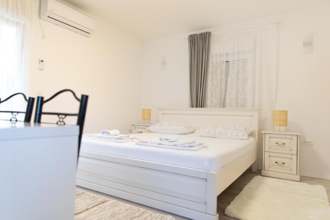 Apartment Kravica ยูบุสกี ภายนอก รูปภาพ