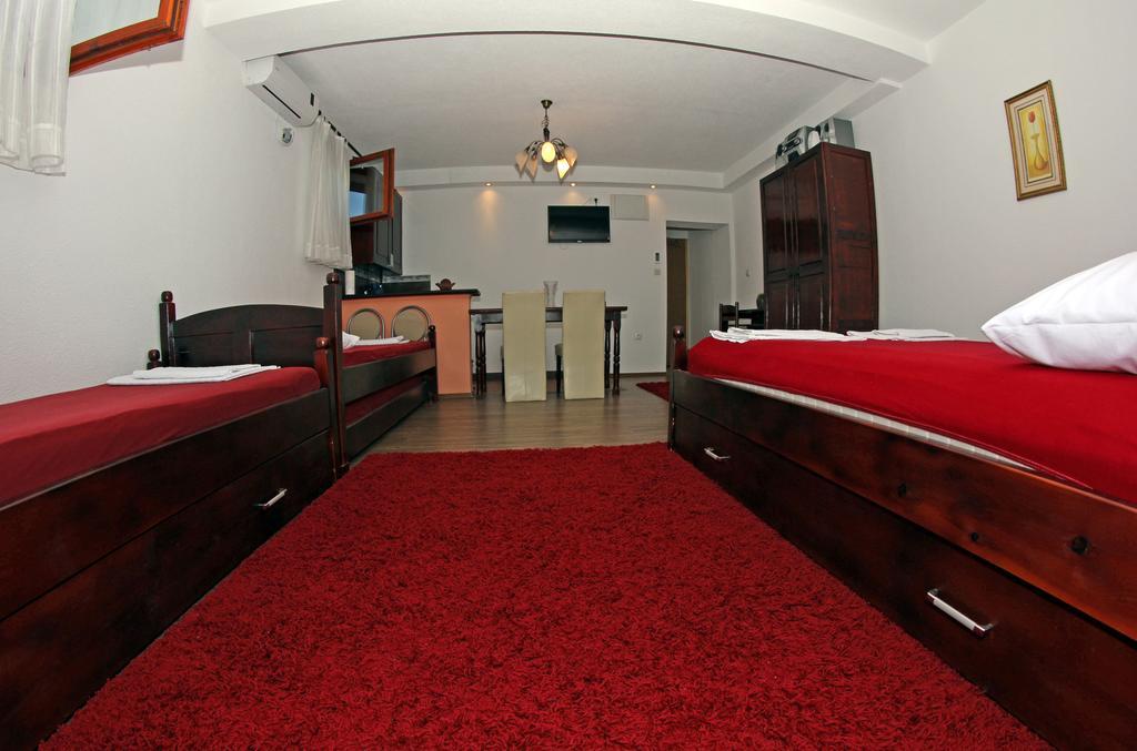 Apartment Kravica ยูบุสกี ภายนอก รูปภาพ