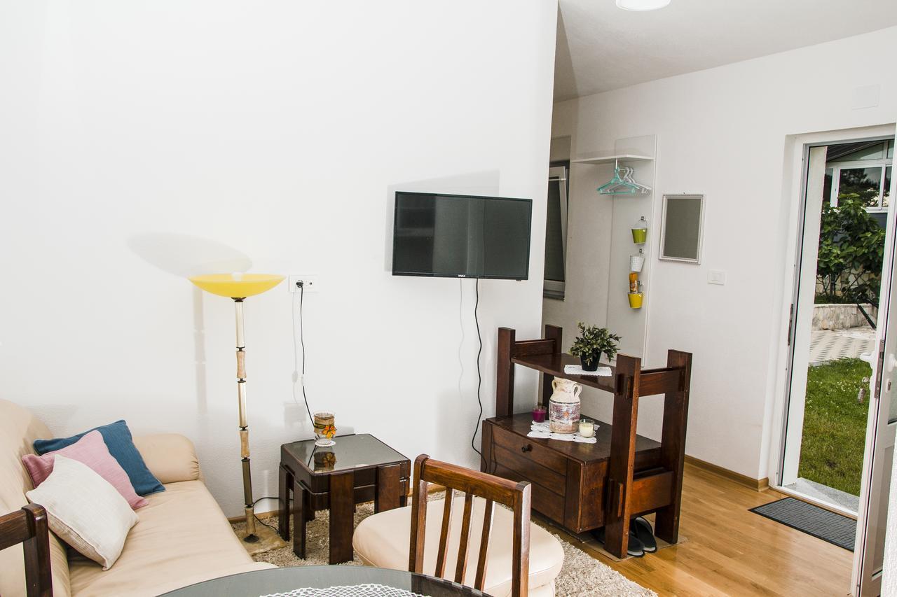 Apartment Kravica ยูบุสกี ภายนอก รูปภาพ